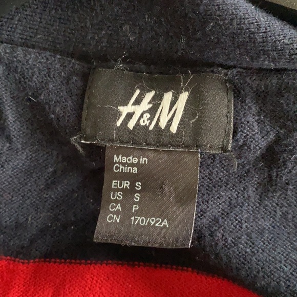 H&M Cardigan - Picture 2 of 2